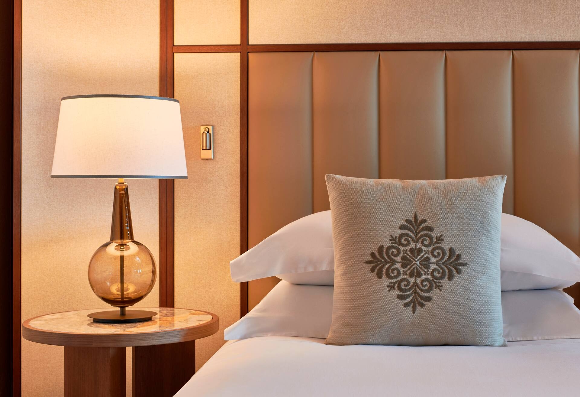 Twin Deluxe Room