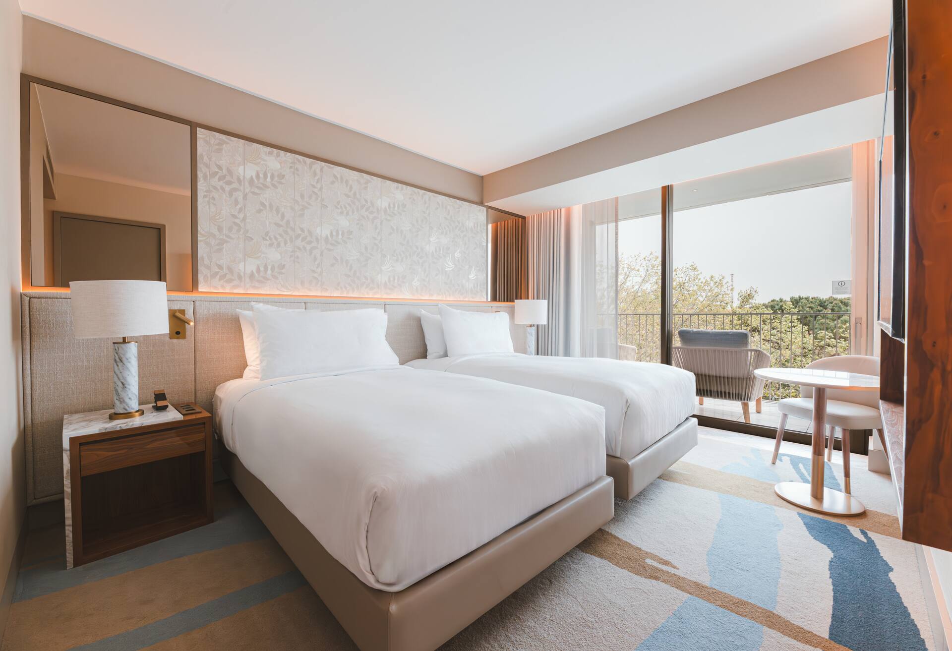 Twin Guest Room with Balcony