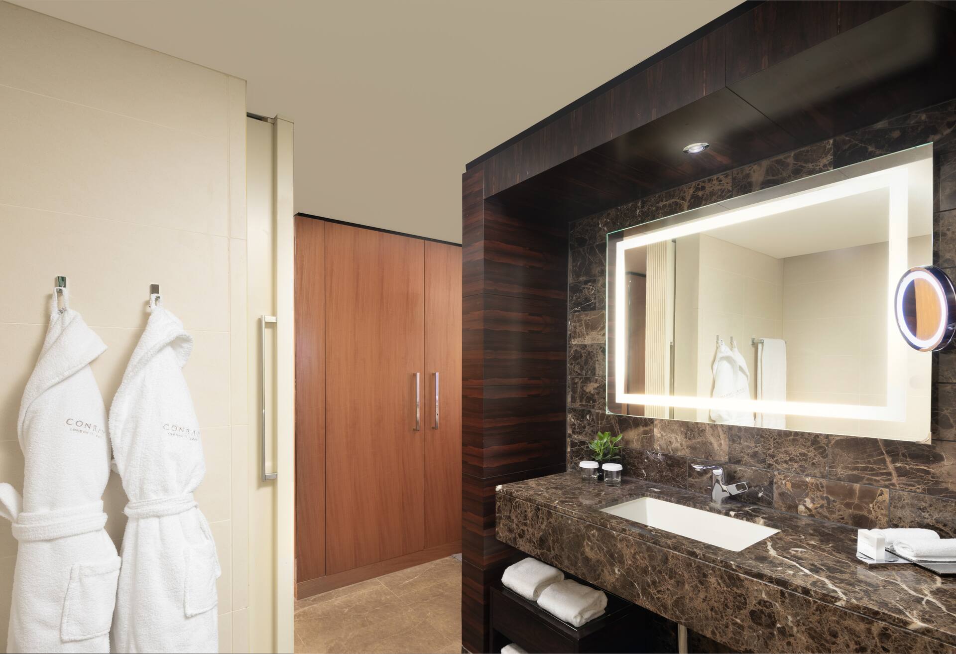 Twin Superior Room