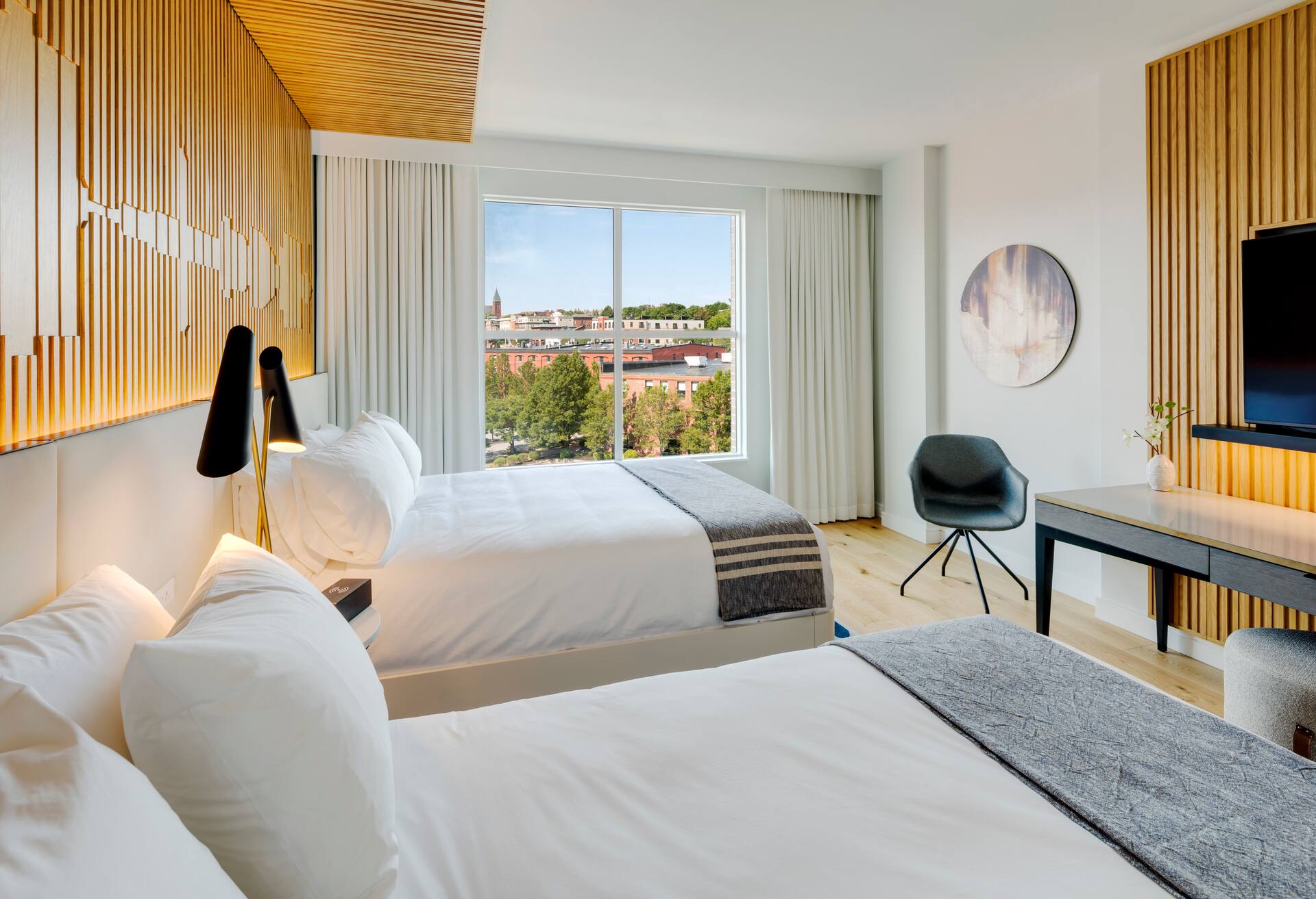 2 Queen Bed Room
