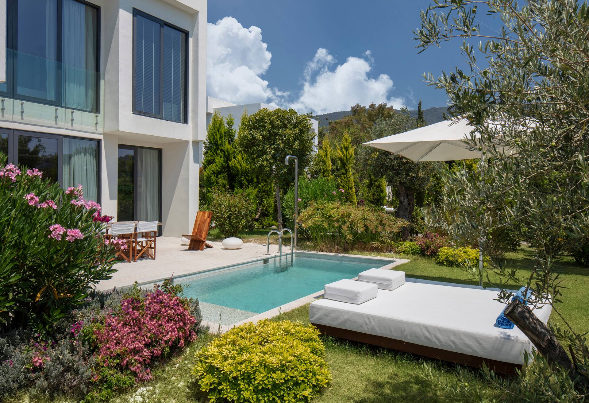 One Bedroom Suite W/private Pool Garden View thumbnail 6