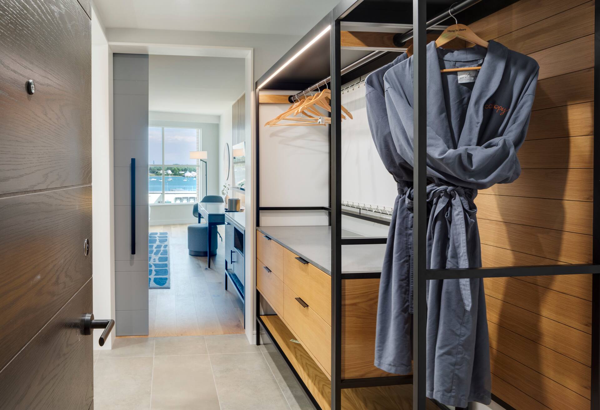 1 King Bed Room