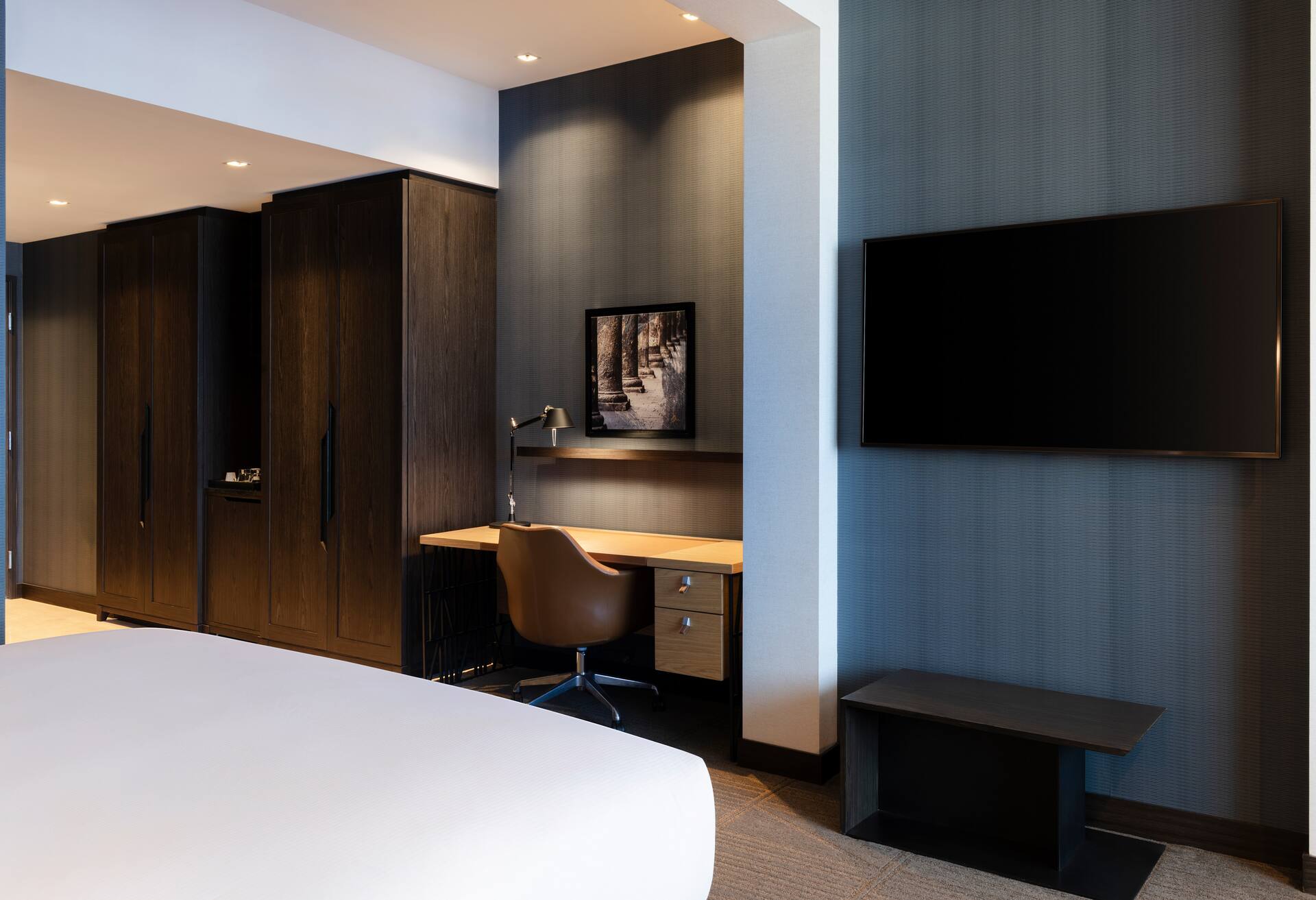Suite, 1 Bedroom thumbnail 6