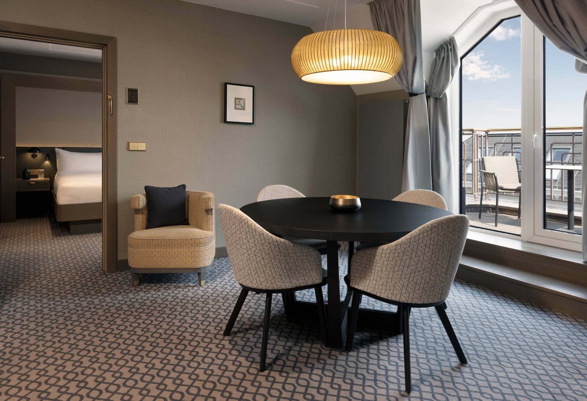 1 King Penthouse Family Suite photo 2