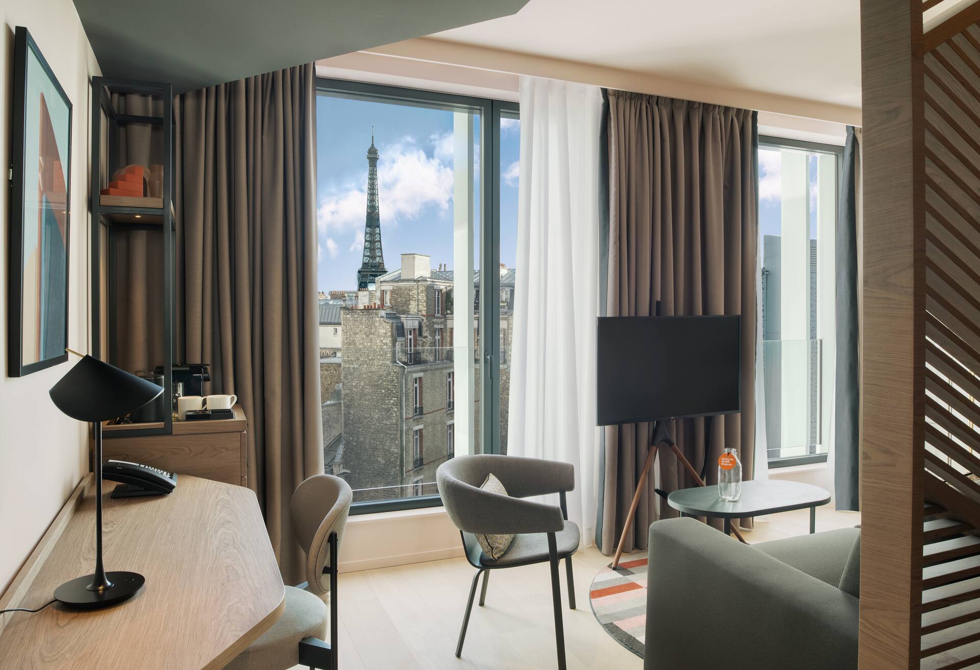 Eiffel Junior Suite photo 3