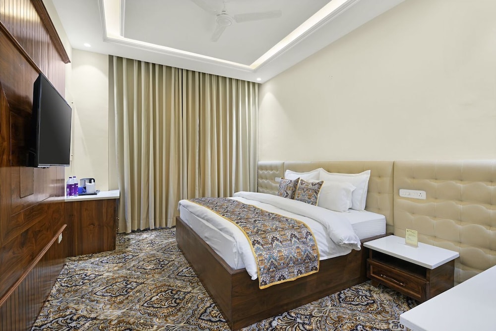 Luxury Room photo 2