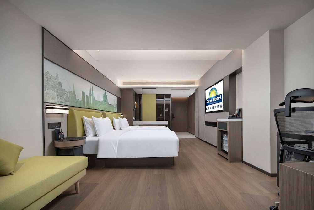 Family Room, Multiple Beds, Non Smoking