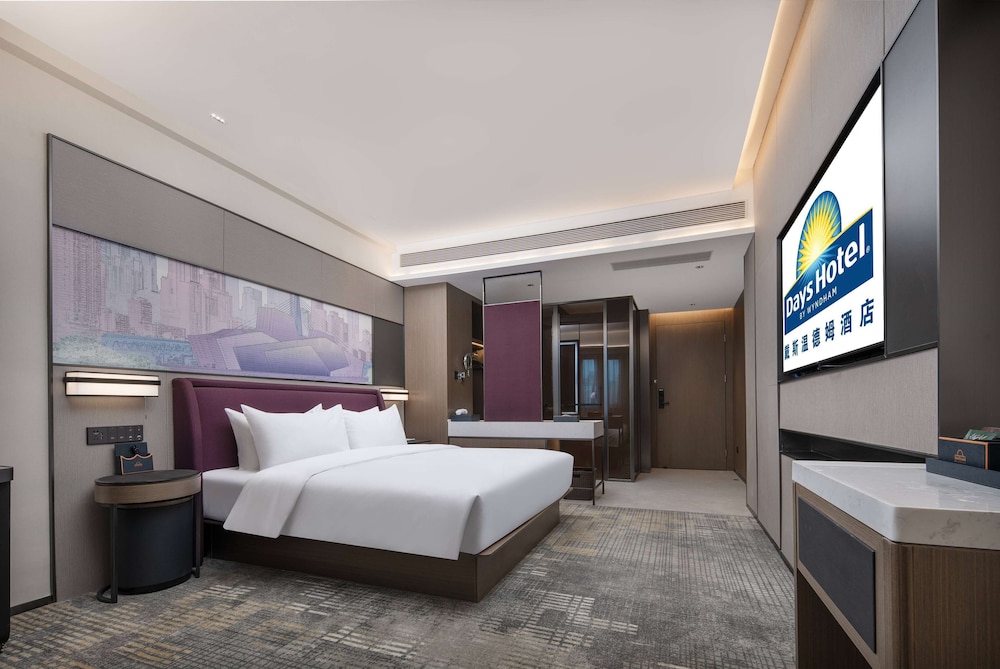 Deluxe Room, 1 King Bed, Non Smoking