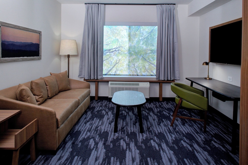 Suite, Multiple Beds, Non Smoking photo 1