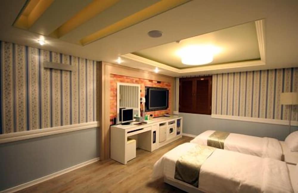 Twin Room photo 1