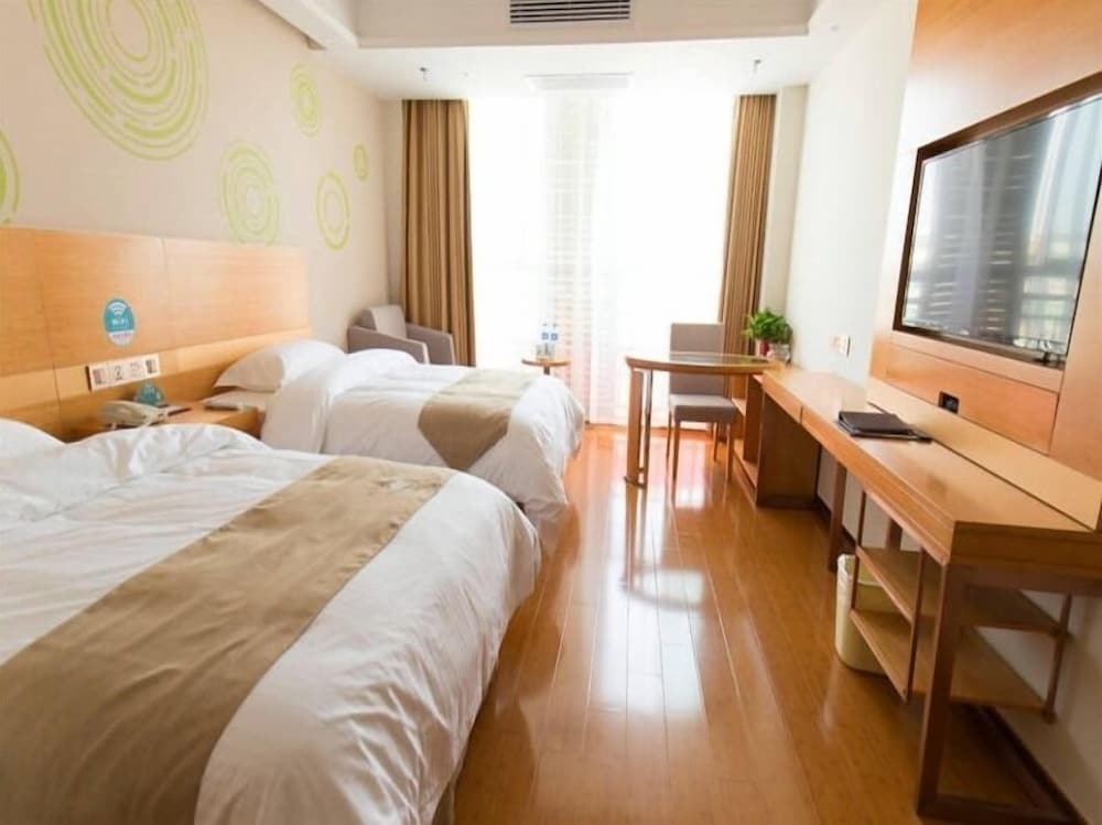 View Twin Room photo 1