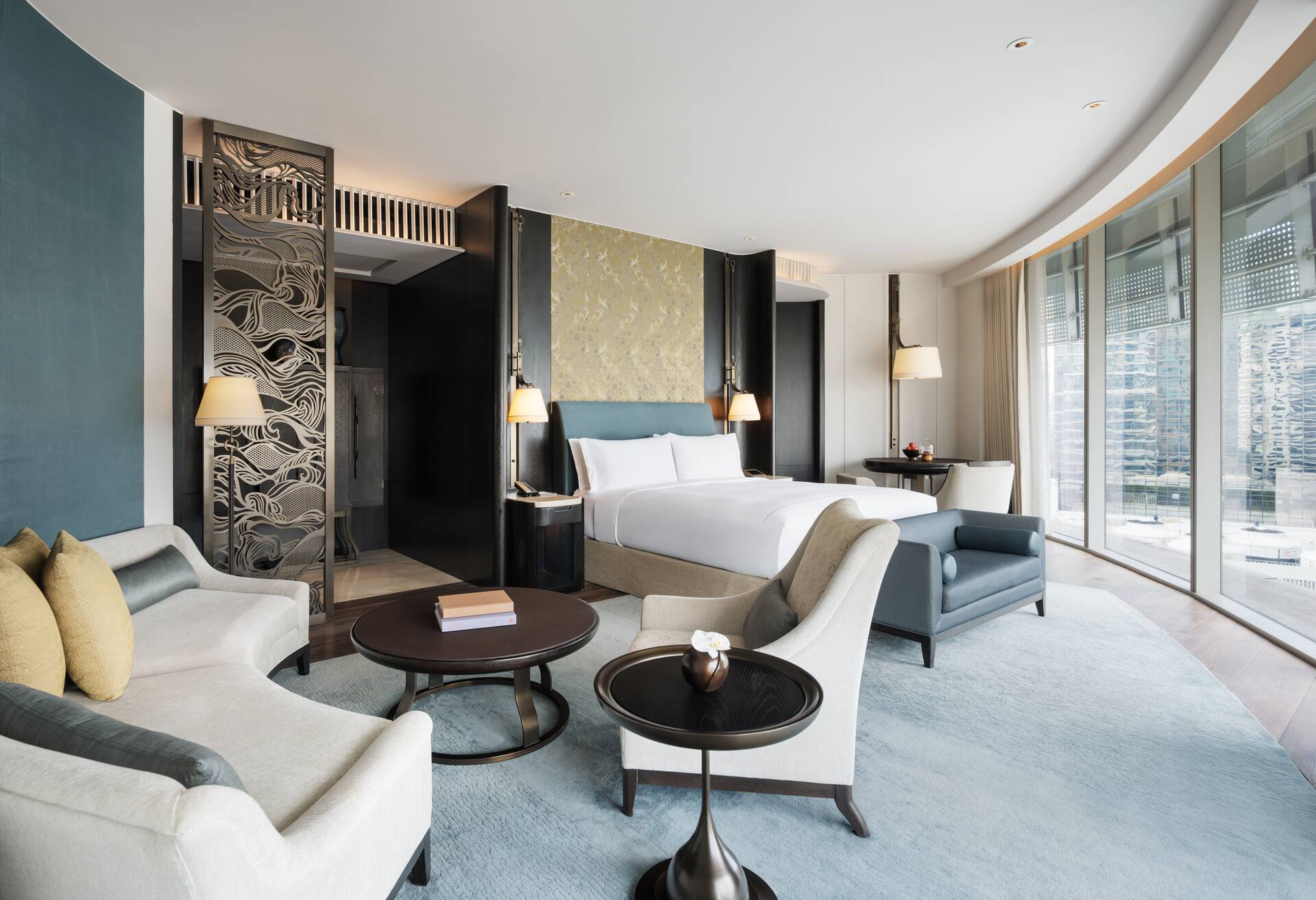King Deluxe Suite