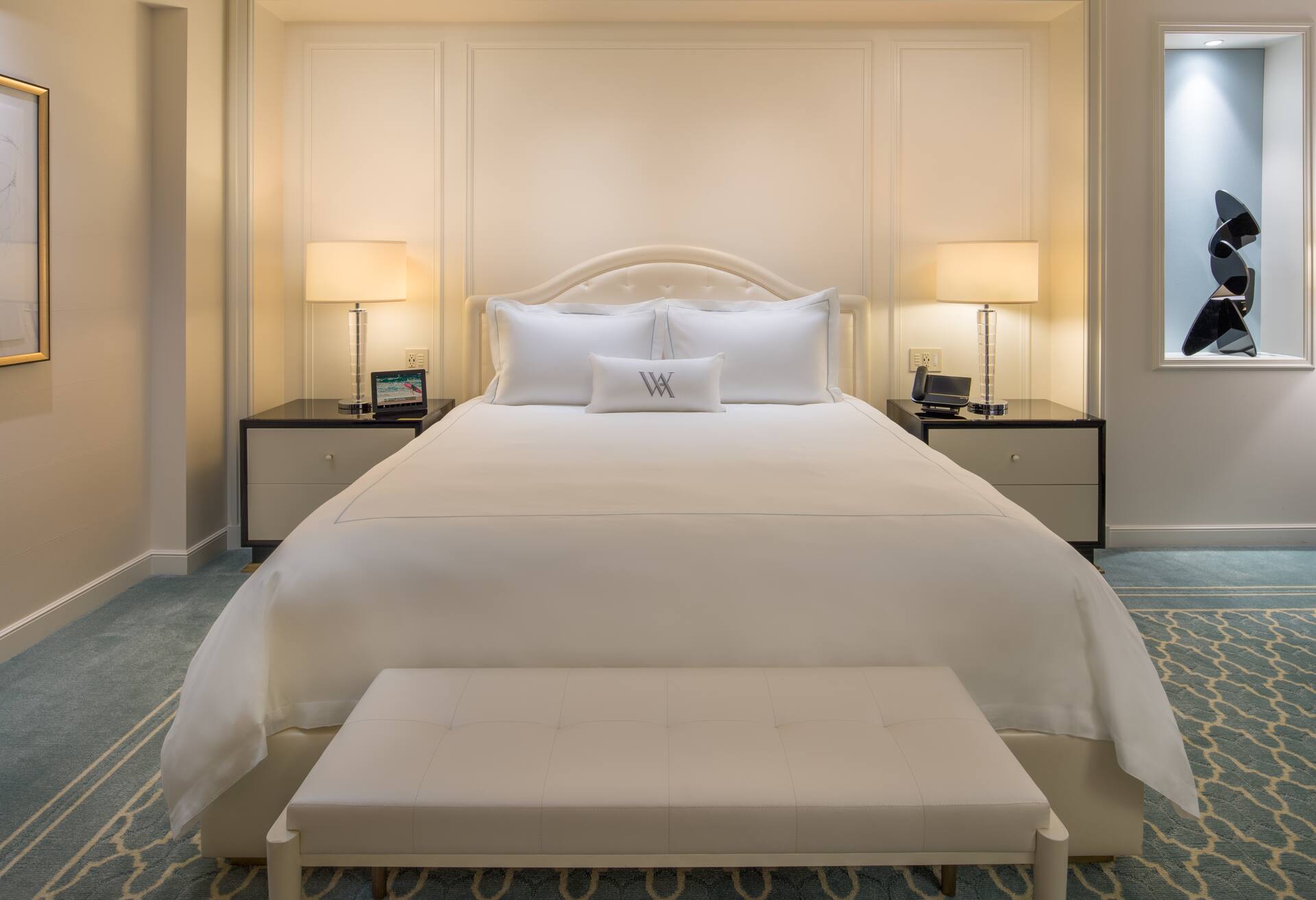 Deluxe King Room High Fl - Hearing Accessible