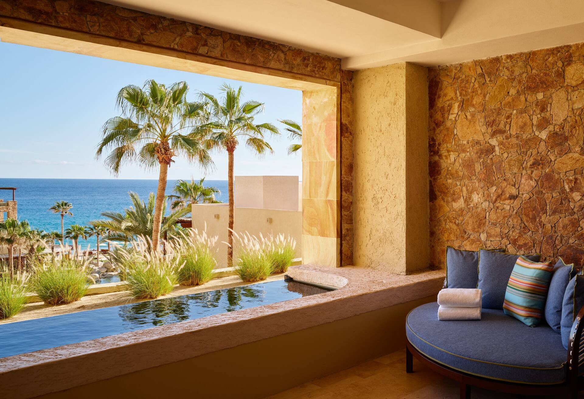 King Coastal View with Plunge Pool thumbnail 6