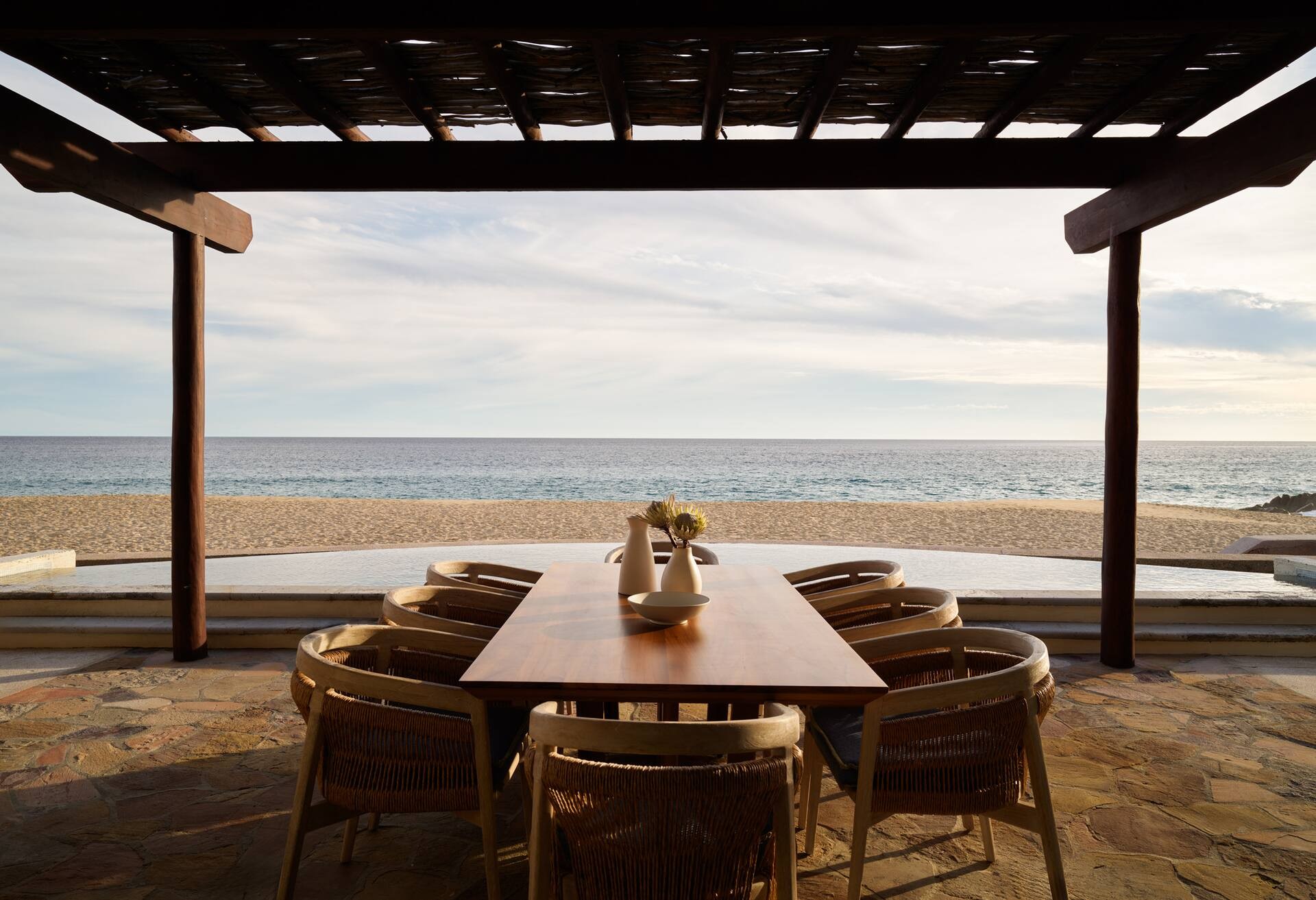 2 Bedroom Beachfront Pedregal Suite