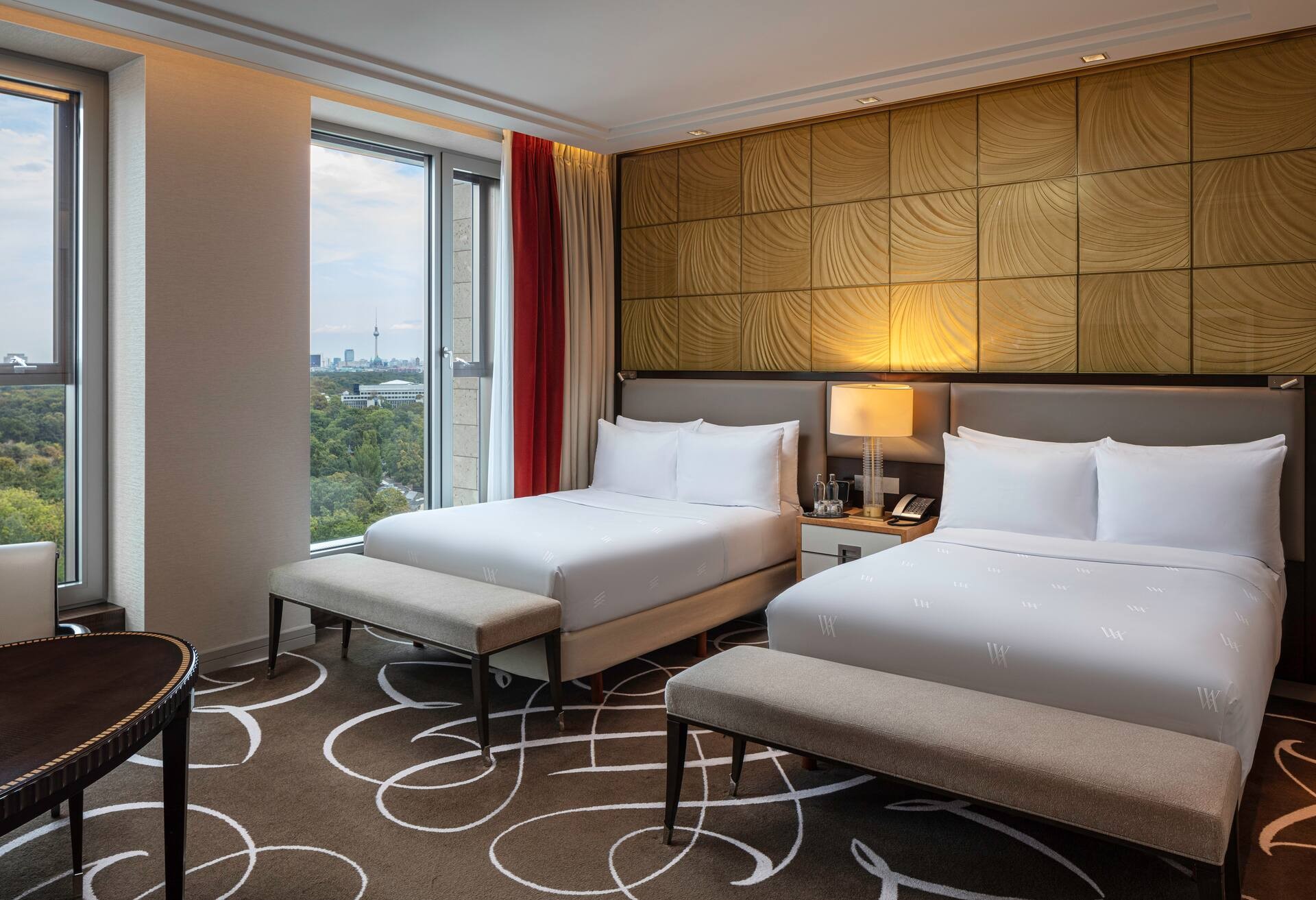 Twin Deluxe Room