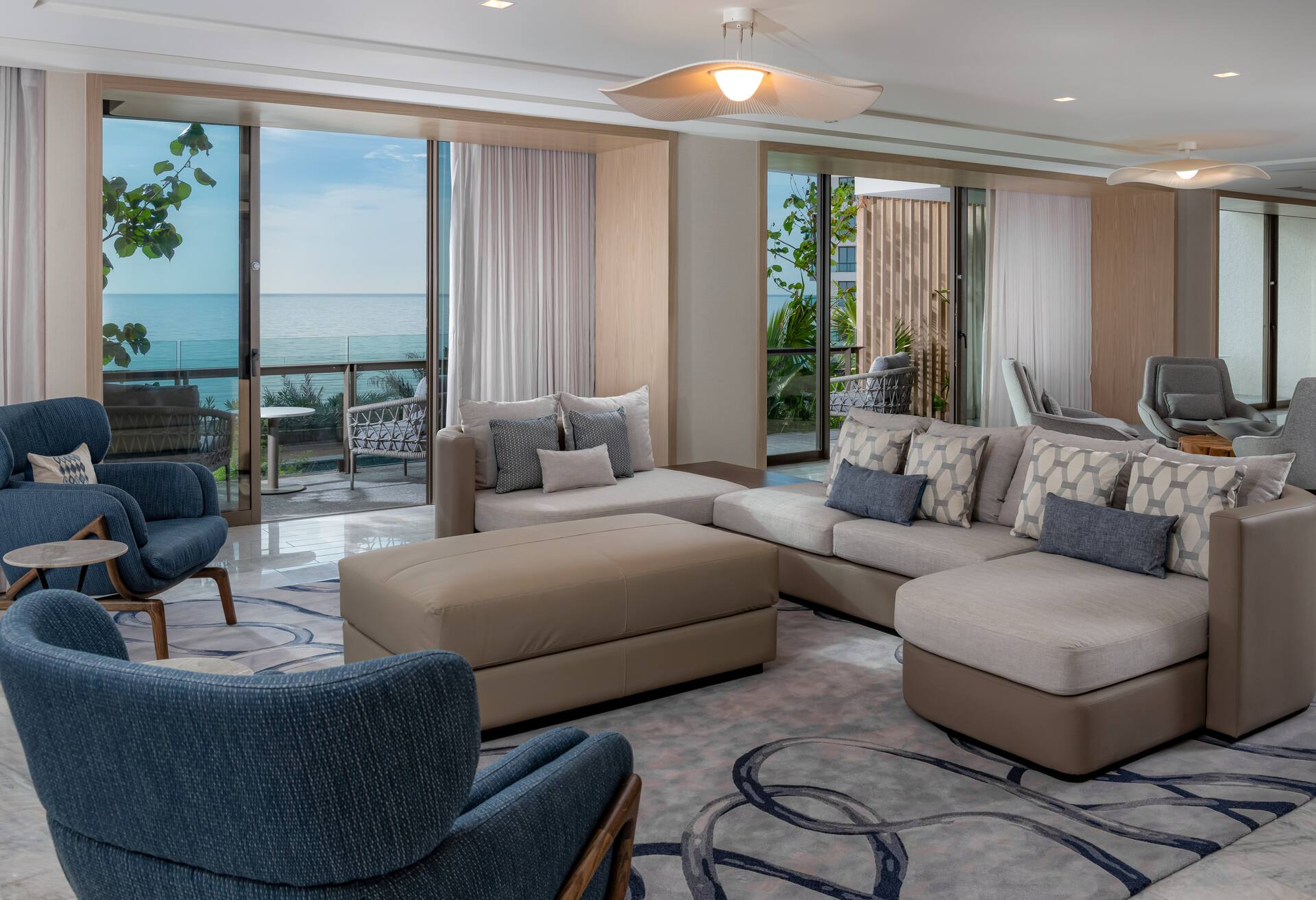 Ocean Front 2 Bedroom Presidential Suite