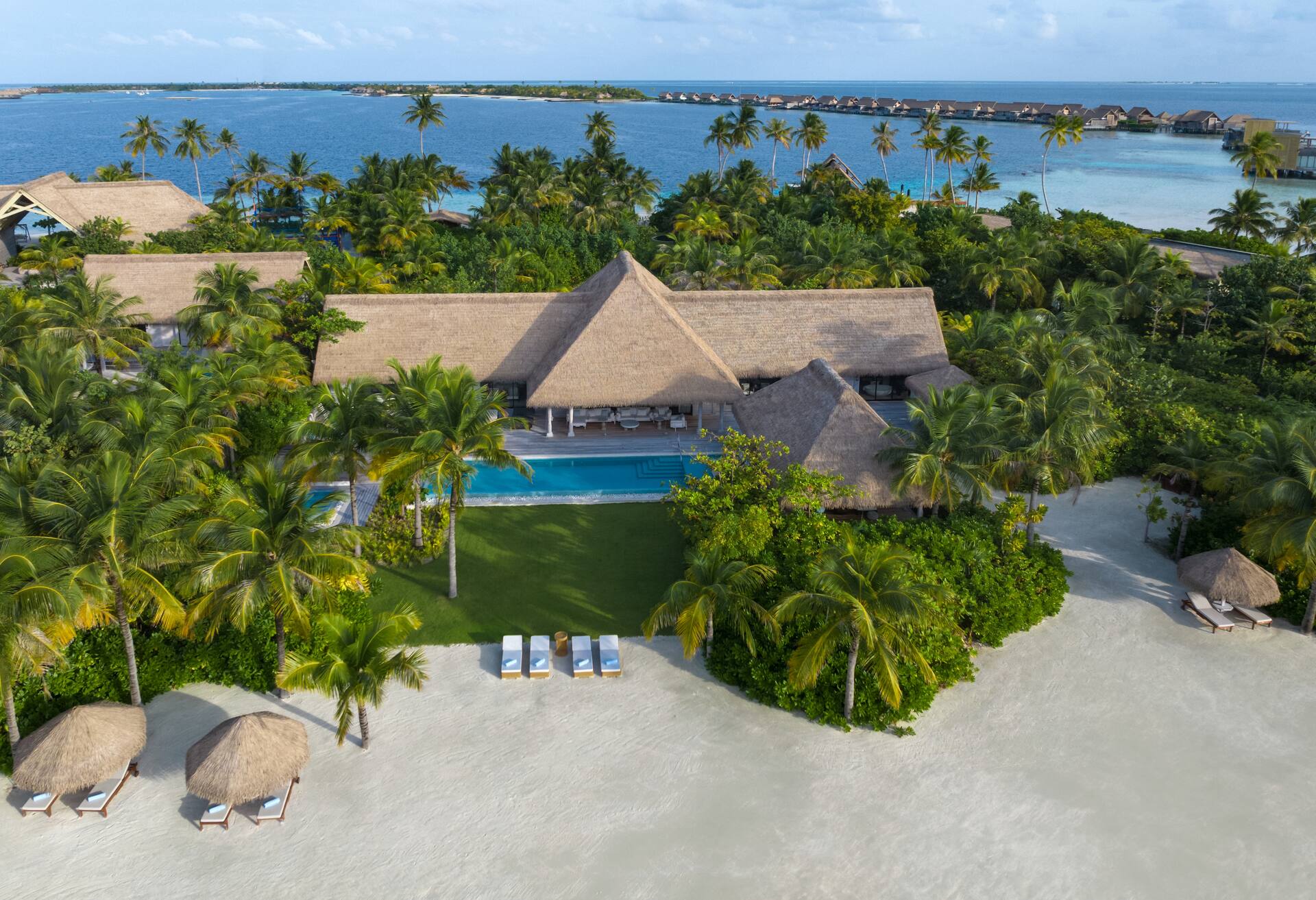 Ithaafushi Private Island