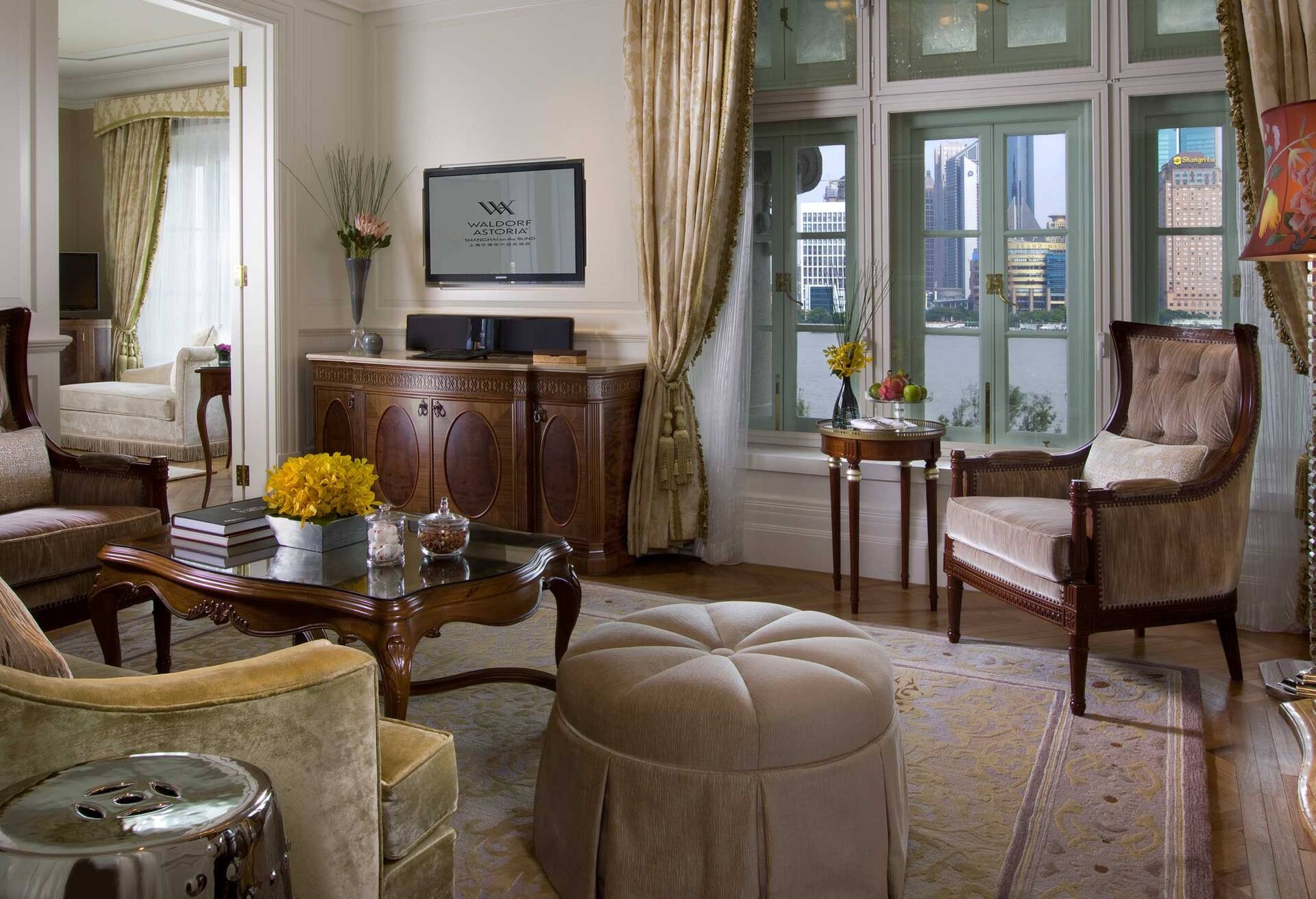 Bund Heritage River View Suite