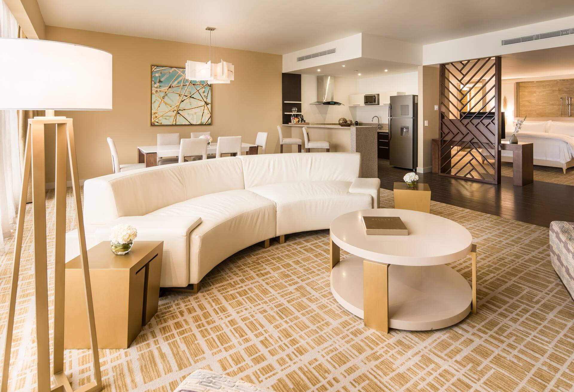 Condo Suite Ocean View - 1 Bedroom 1 King Bed