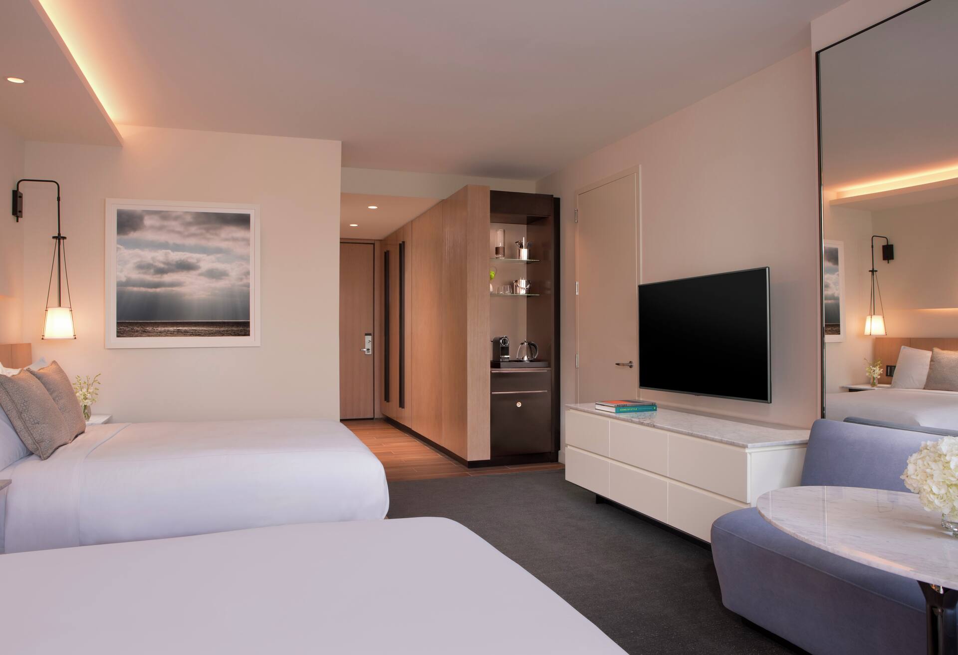 Deluxe Room - Two Queen Beds