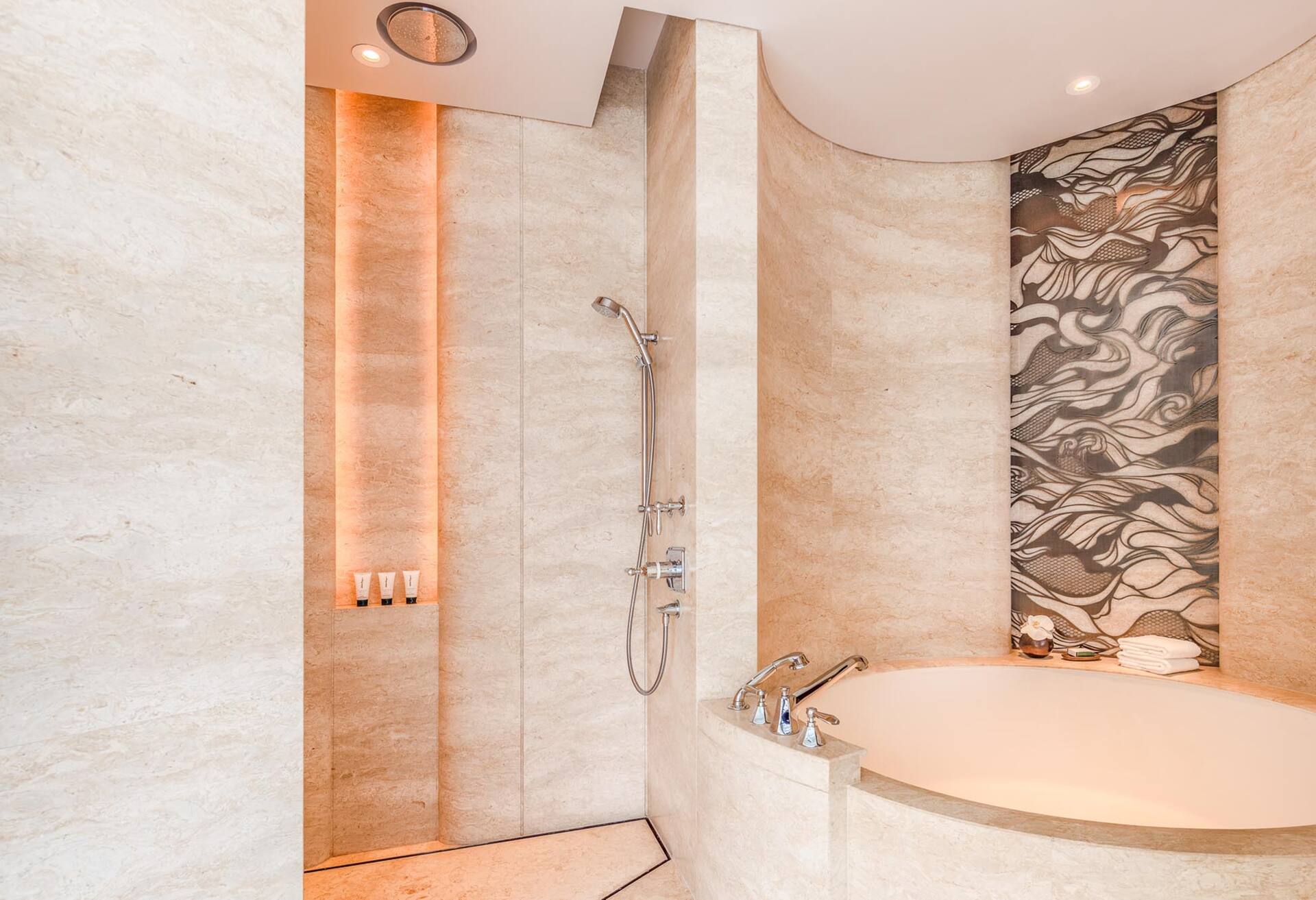 King Deluxe Suite