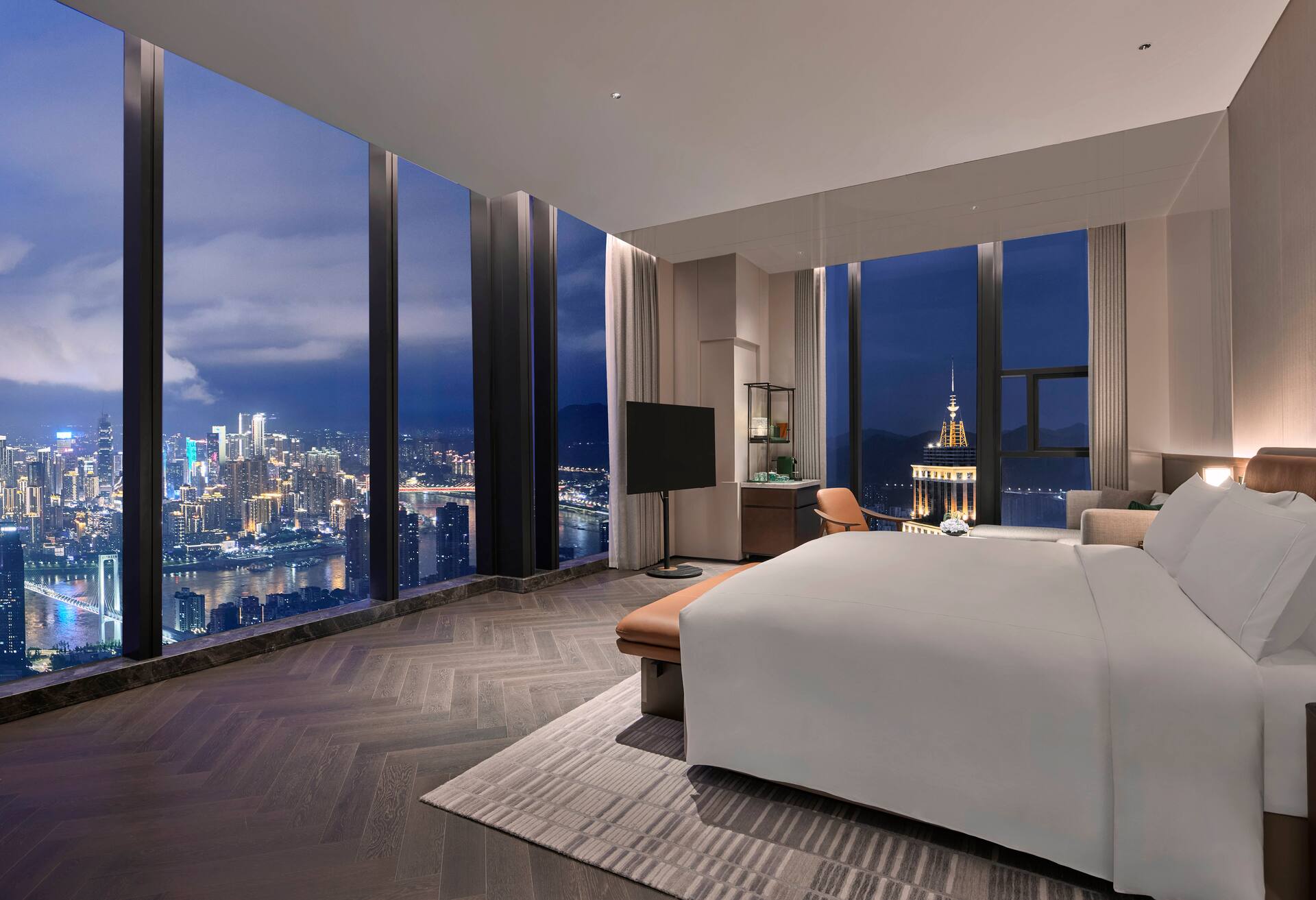 King Junior Suite River View
