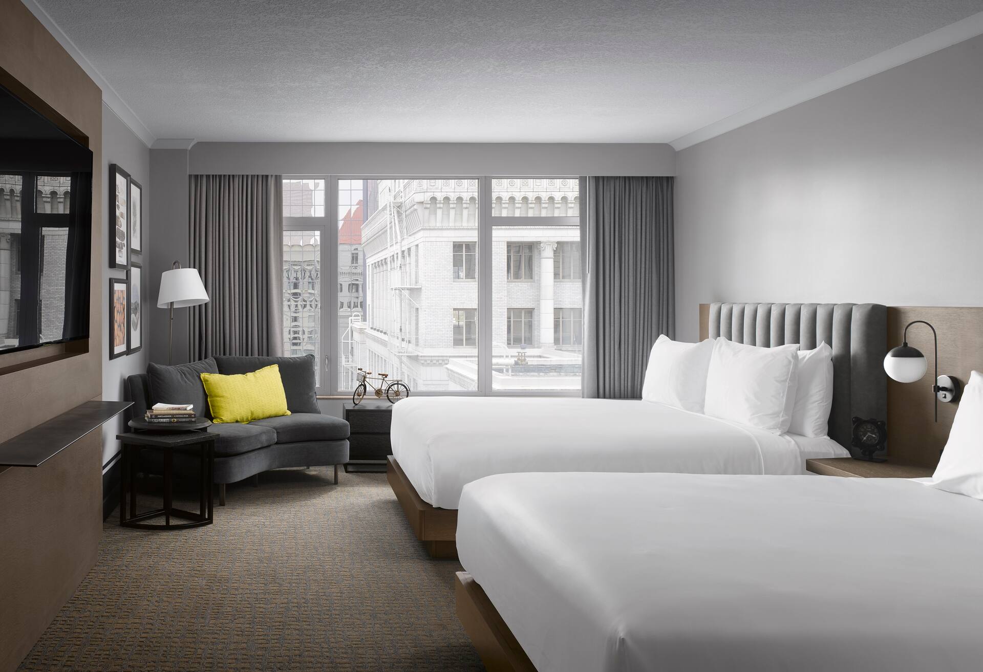 2 Queen Wellness Room Courtyard View