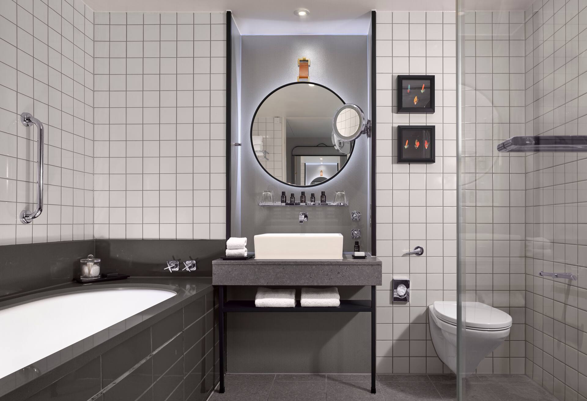 St James Premium King Room photo 3
