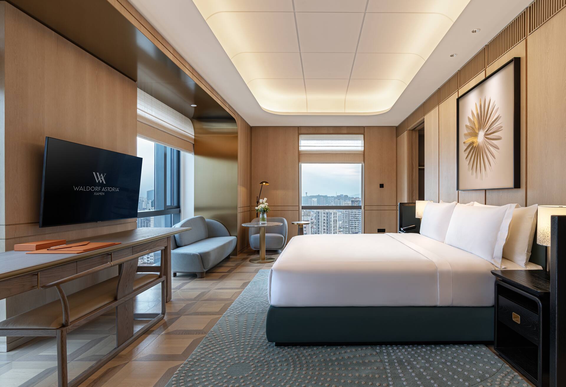 King Premier Room